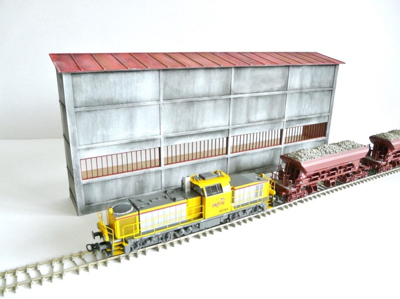 Bois_modelisme_demi_batiment_echelle_ho_batiment_industriel_ho_batiment_industriel_echelle_187_eme_usine_1_87_eme_usine_ech