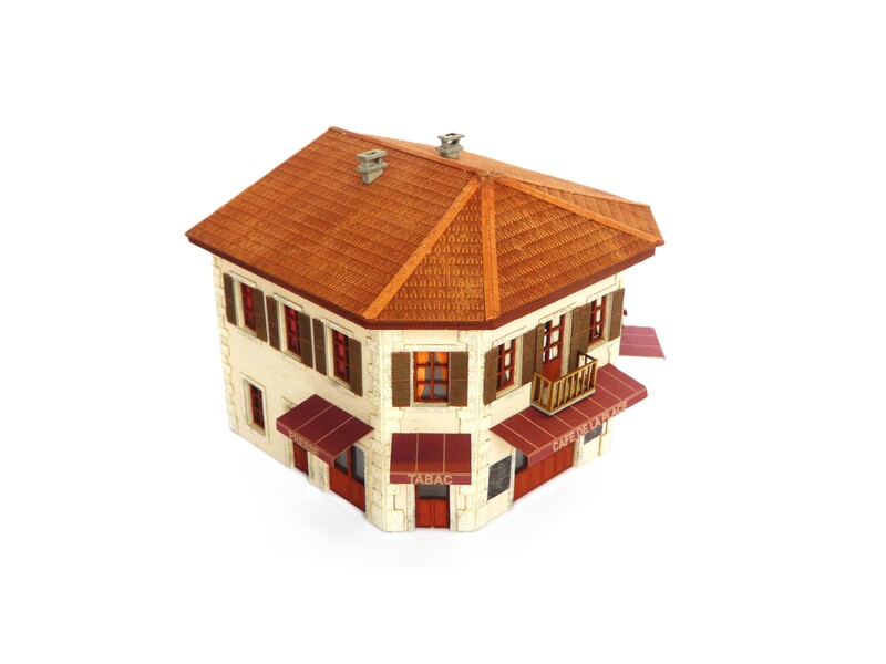 Petit café de la place