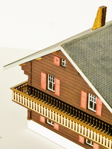 BOIS_MODELISME_modelisme_chalet_en_bois_modelisme_chalet_chalet_ho_chalet_1_87_11.JPG