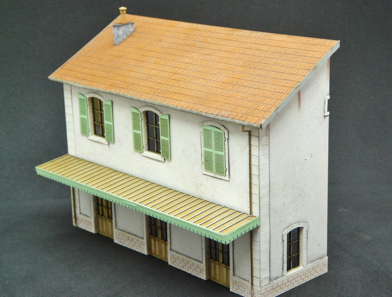 Maquette_gare_ho_maquette_ho_maquette_ho_train_maquette_bois_a_construire_maquette_bois_maquette_carton_maquette_en_bois_maquette_bois_batiment_modele_reduit_ho_5.JPG