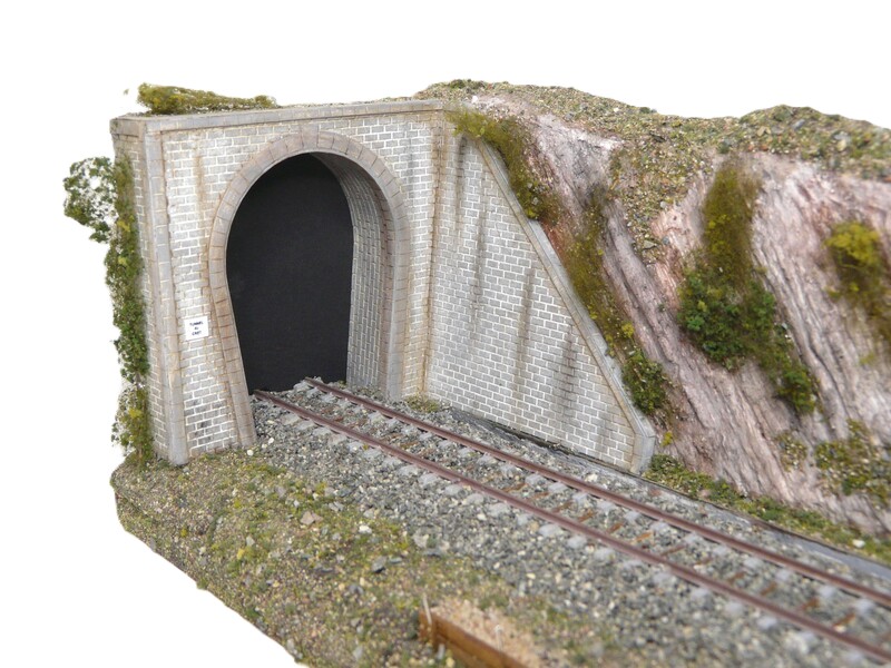 Entrée De Tunnel Double Voie NOCH Pour Modélisme Ferroviaire - Neuf - Réf. NOC58062