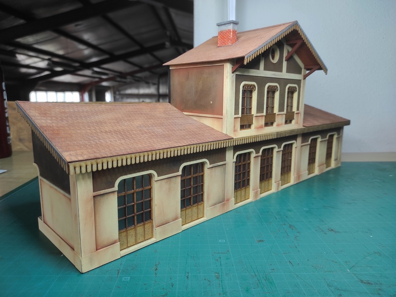 Demi-gare Est - O 1/43 ème - Modèle assemblé