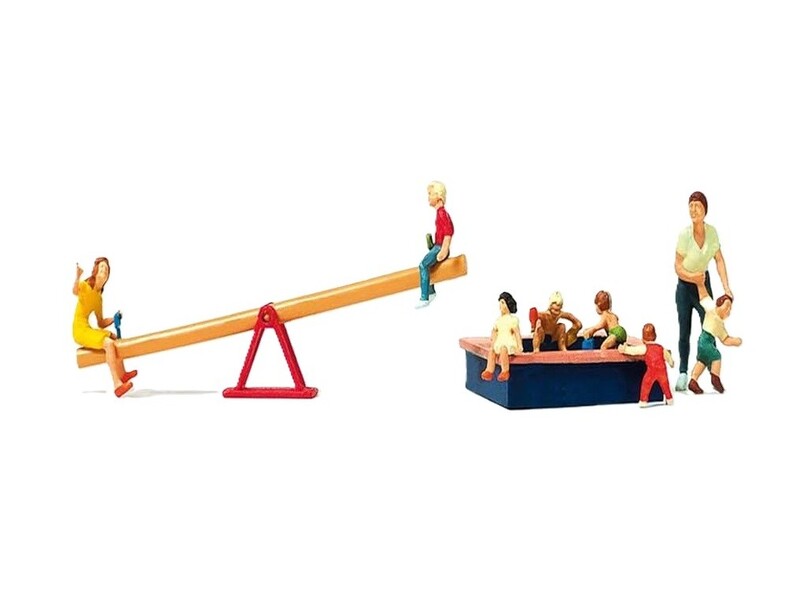 Enfants à l'aire de jeu