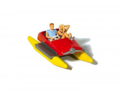 Couple en pédalo