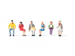 Lot de 6 personnages assis