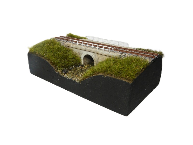 Petit pont rail pour une voie