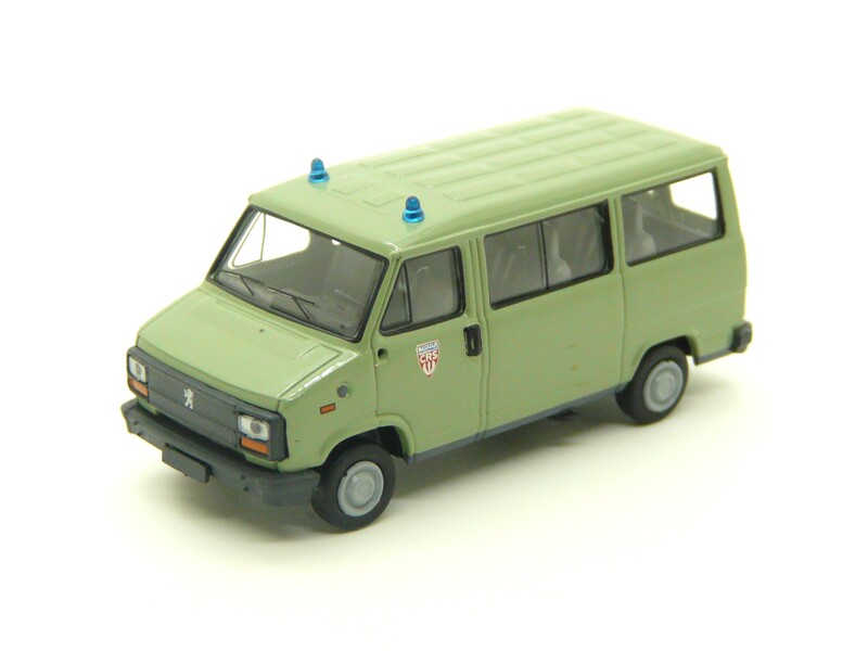 Peugeot J5 minibus CRS
