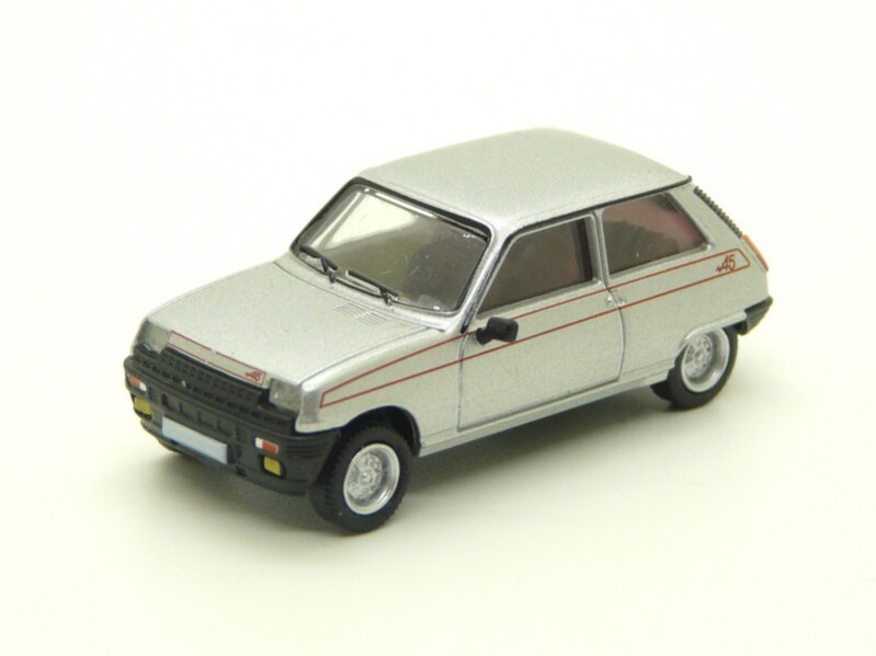 Renault 5 argentée