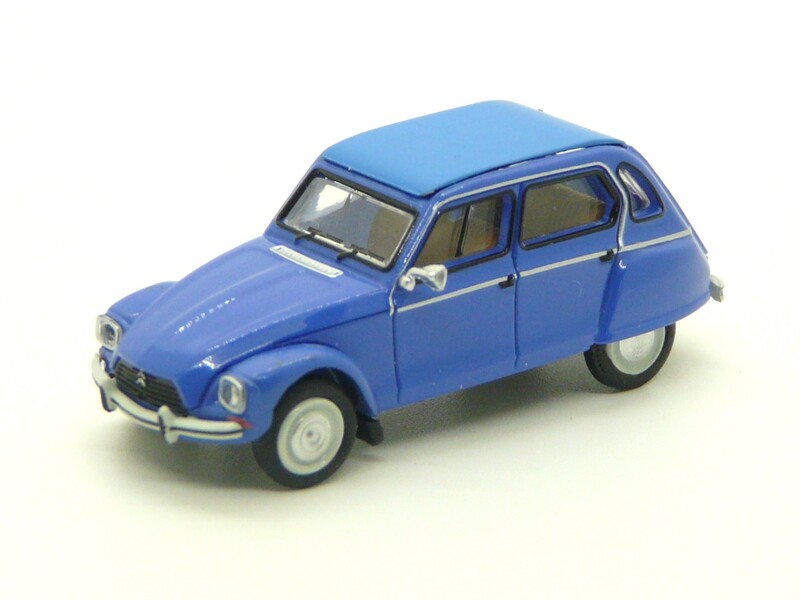 Citroën Dyane bleu