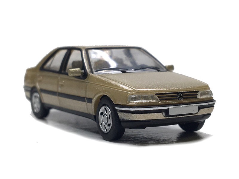 Peugeot 405 Beige