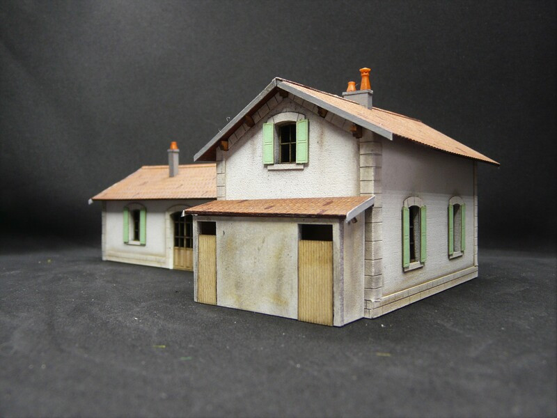 Station PLM, Halte PLM, station gare ho, Maquette gare ho, maquette ho , maquette ho train, maquette bois a construire, maquette bois, maquette carton,4
