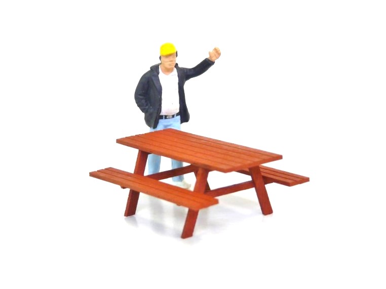 Table en bois - O 1/43 ème