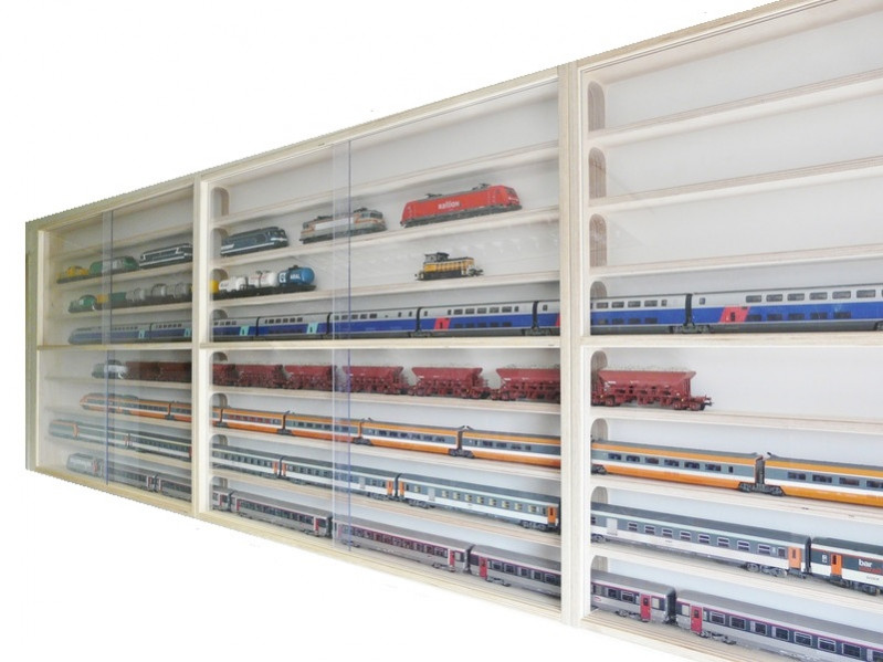vitrine train electrique, vitrine train miniature, vitrine murale miniature collection train auto, vitrine mural, vitrine train ho, vitrine pour jouet, vitrine train ho, vitrine bois modelisme, 1.JPG